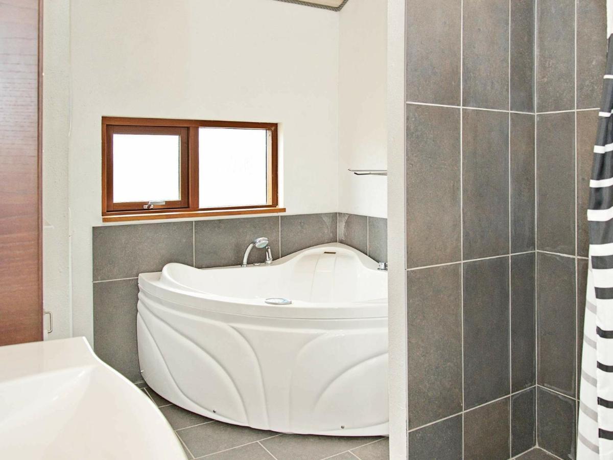 8 Person Holiday Home In Ulfborg Thorsminde Ngoại thất bức ảnh